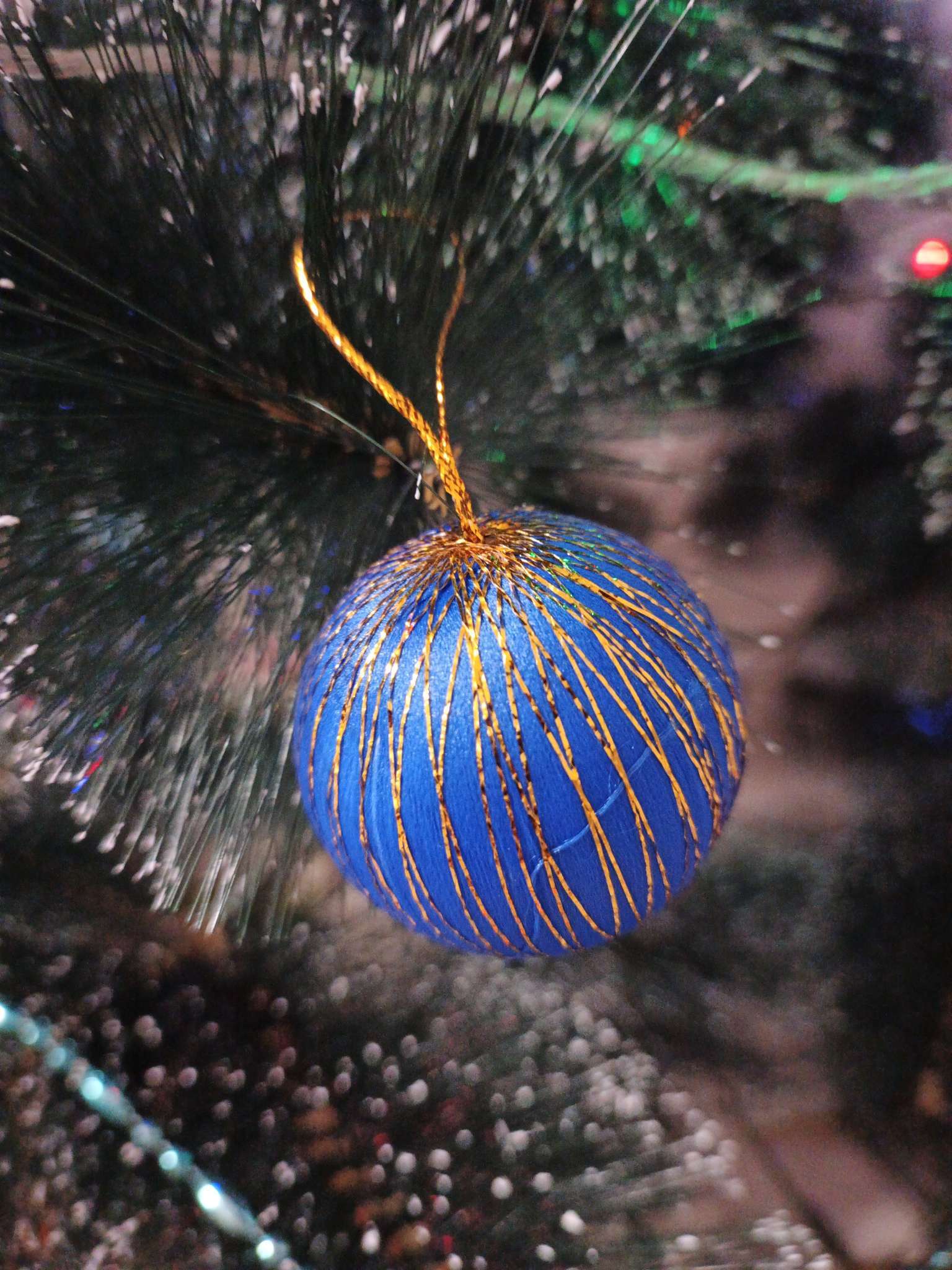 Фотография покупателя товара Ёлочные игрушки «Золотая нить», шары новогодние, d=5 см, набор 6 шт., МИКС - Фото 3