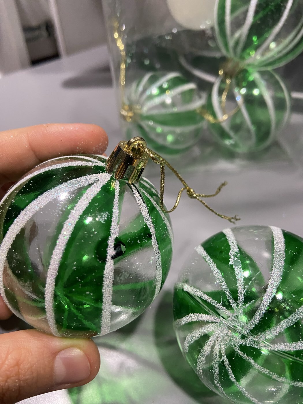 Фотография покупателя товара Ёлочные игрушки «Ариан», шары новогодние, d=6 см, набор 6 шт., зелёный - Фото 4