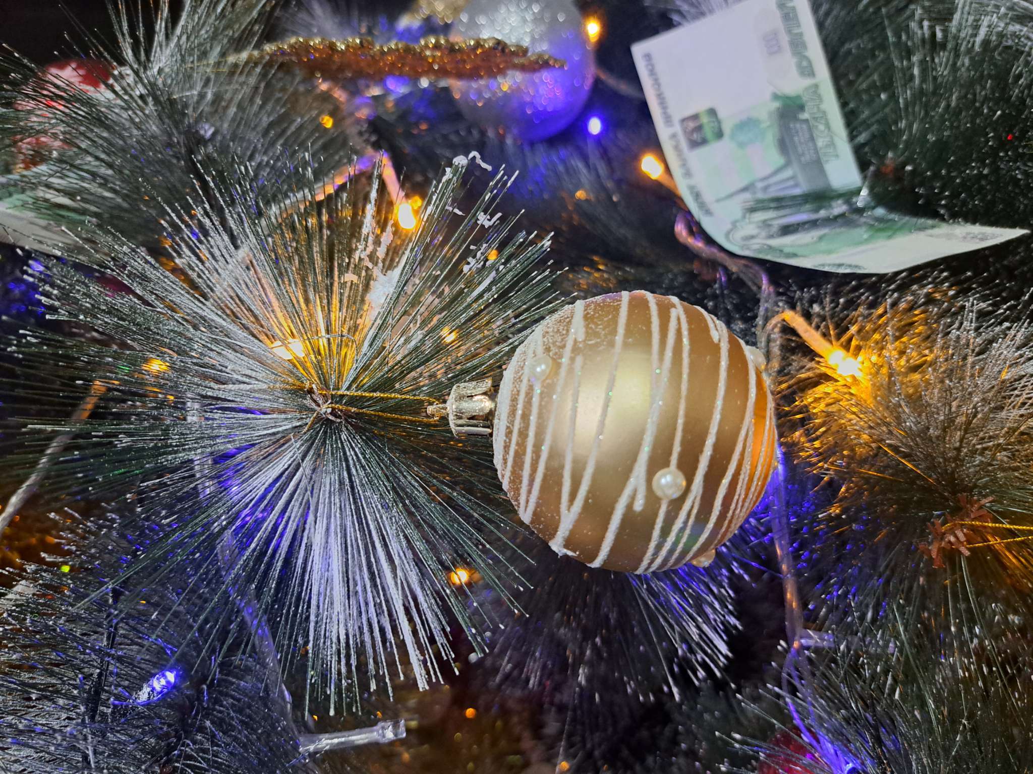 Фотография покупателя товара Ёлочные игрушки «Жемчужный орион», шары новогодние, d=6 см, набор 8 шт., золотистый - Фото 4