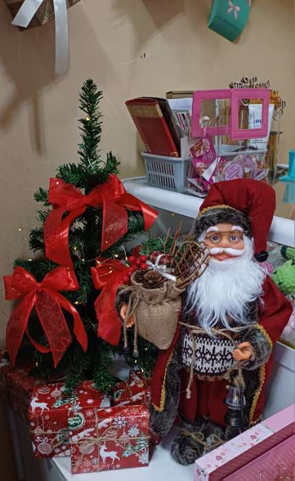 Фотография покупателя товара Искусственная ёлка «Зимнее волшебство. Простая», 90 см, 90 ПВХ веток отгибаются - Фото 15