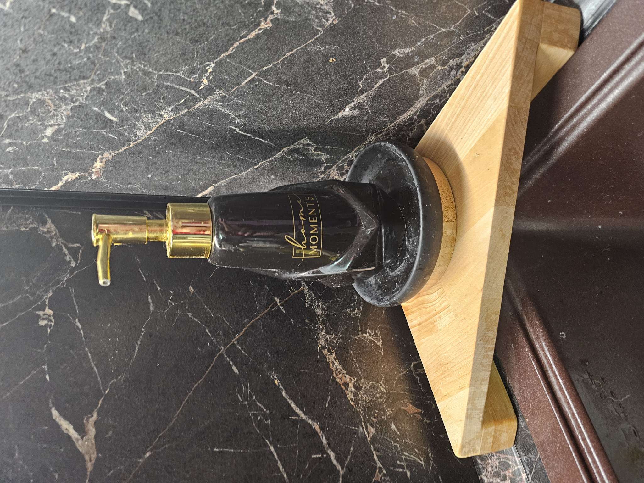 Фотография покупателя товара Угловая деревянная полка - подставка Adelica, 28×20×5 см, берёза - Фото 1