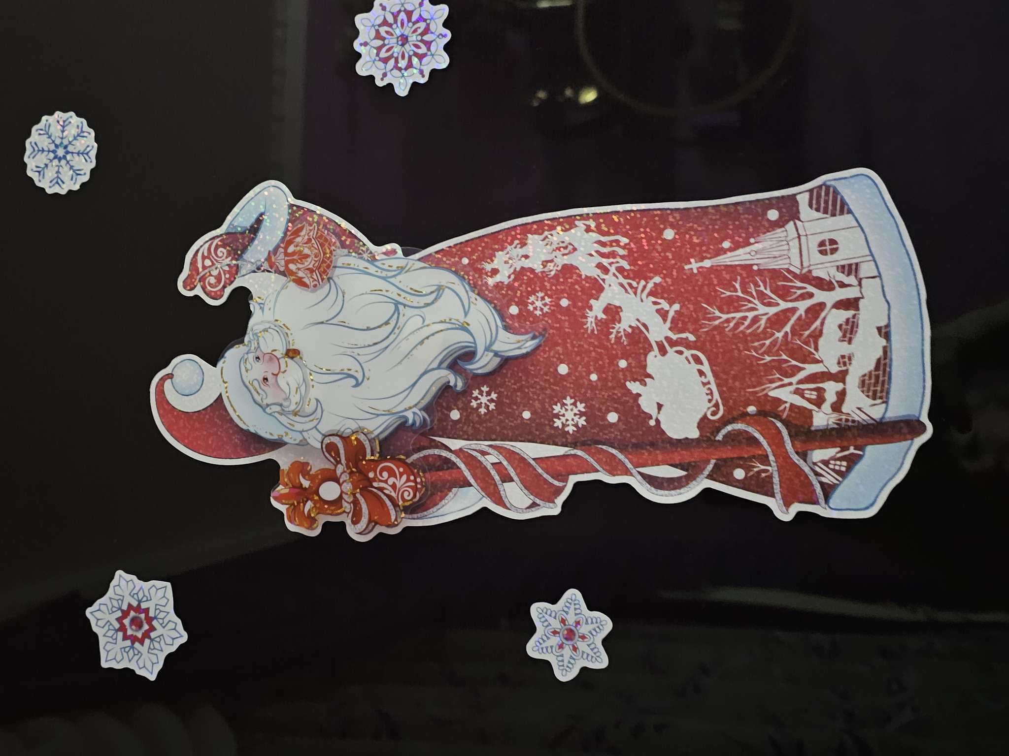 Фотография покупателя товара Наклейка интерьерная «Дедушка Мороз», 55×35 см - Фото 3