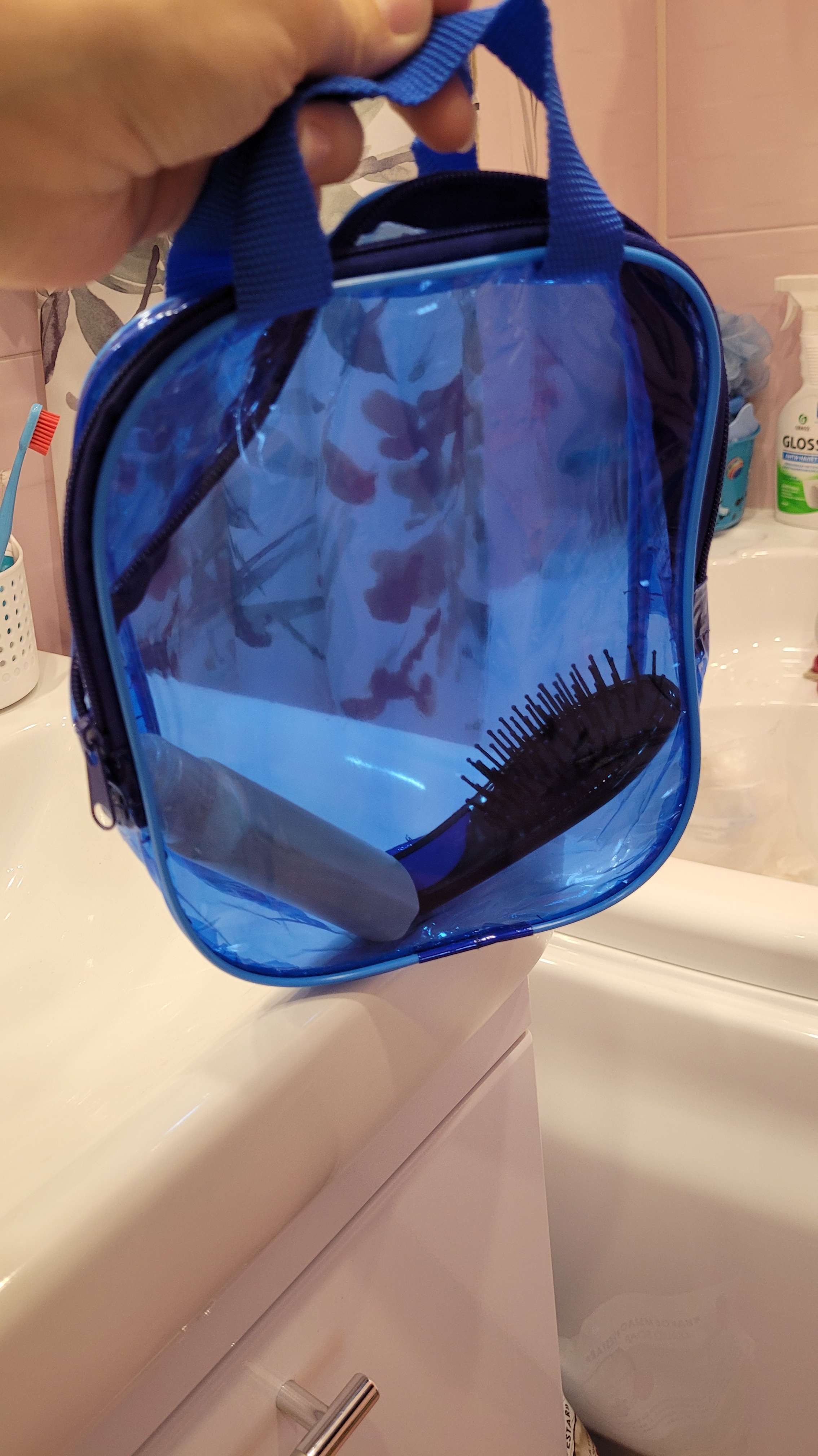 Фотография покупателя товара Косметичка на молнии, с ручками, цвет голубой