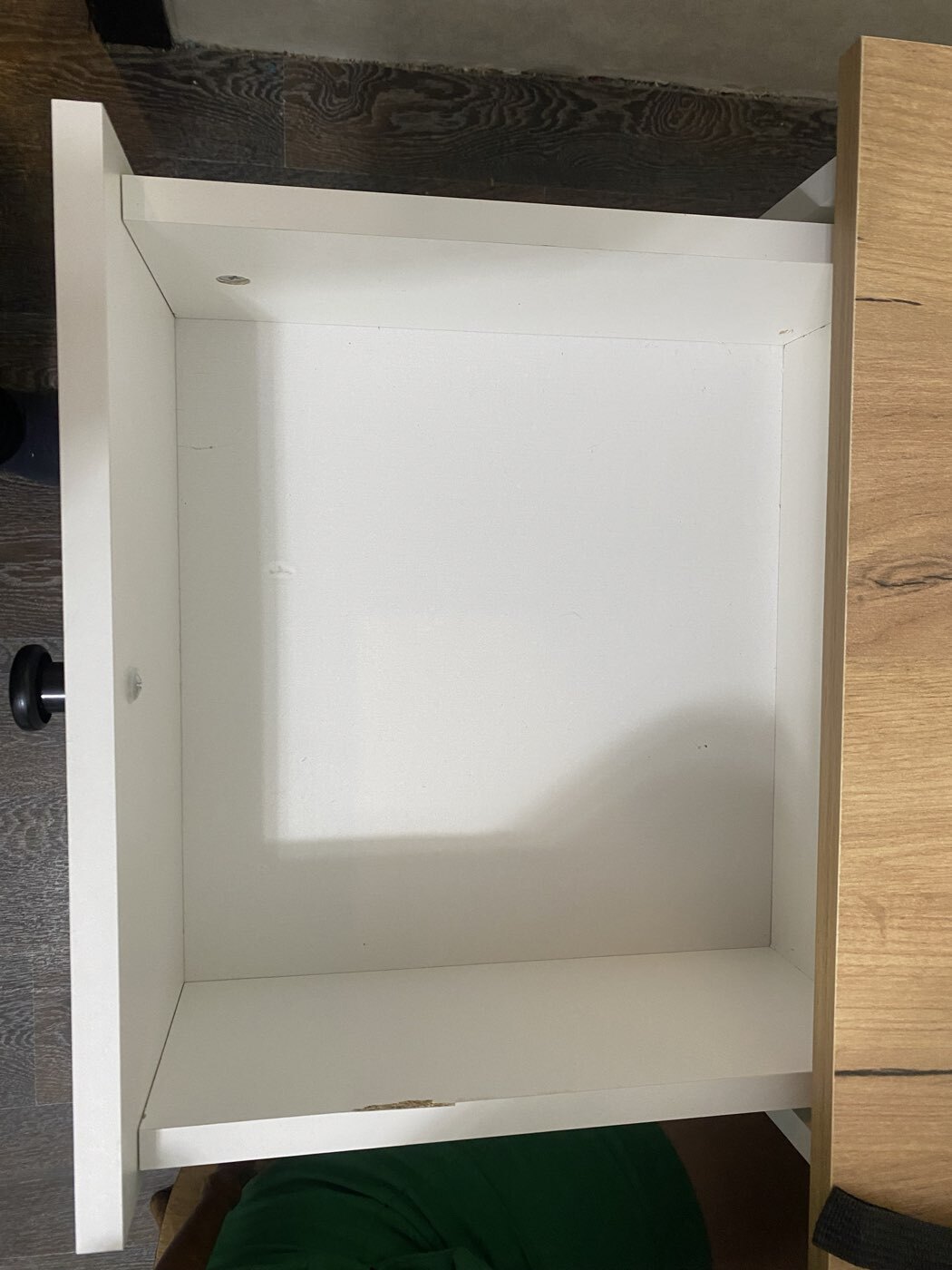 Фотография покупателя товара Стол письменный «Бетти», 2 ящика, 1205×605×750 мм, цвет графит/крафт золотой - Фото 3