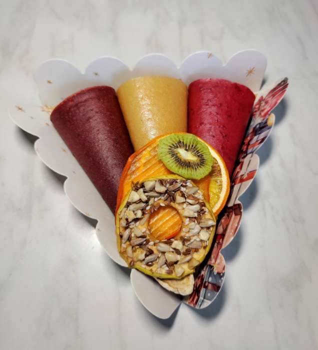 Фотография покупателя товара Коробка для печенья, «Новогодняя Ёлка», 18×18×4 см, Новый год - Фото 5