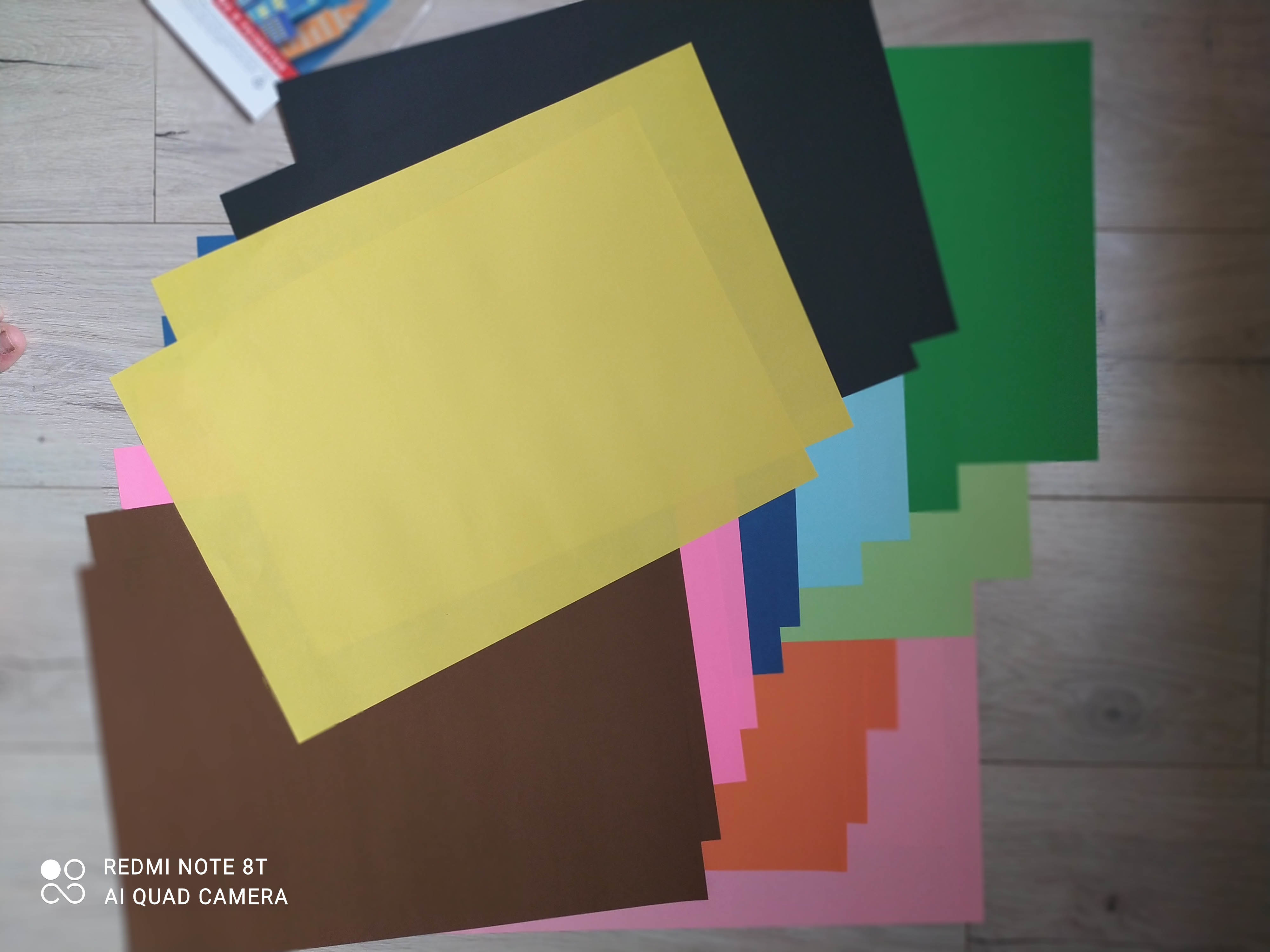 Фотография покупателя товара Бумага цветная двухсторонняя А3, 20 листов, 10 цветов, тонированная, 297 х 420 мм
