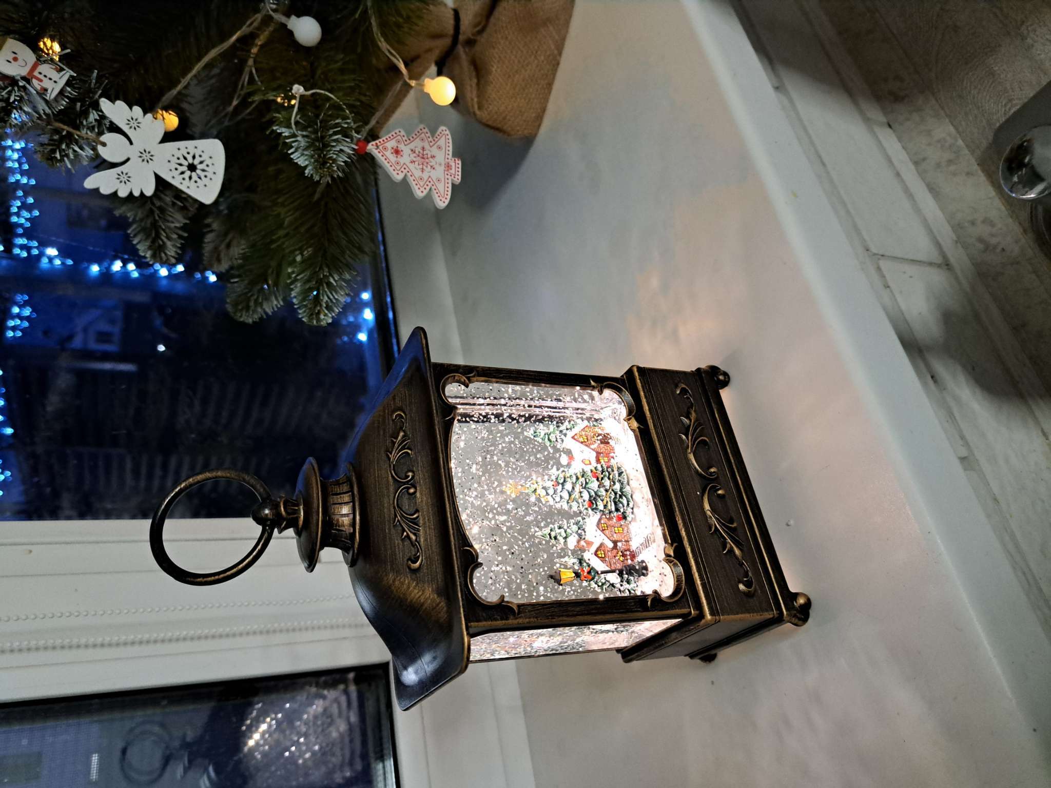 Фотография покупателя товара Светодиодная фигура «Новогодняя деревня» 14.5×22×8 см, пластик, батарейки ААх3 (не в комплекте), USB, свечение тёплое белое - Фото 1