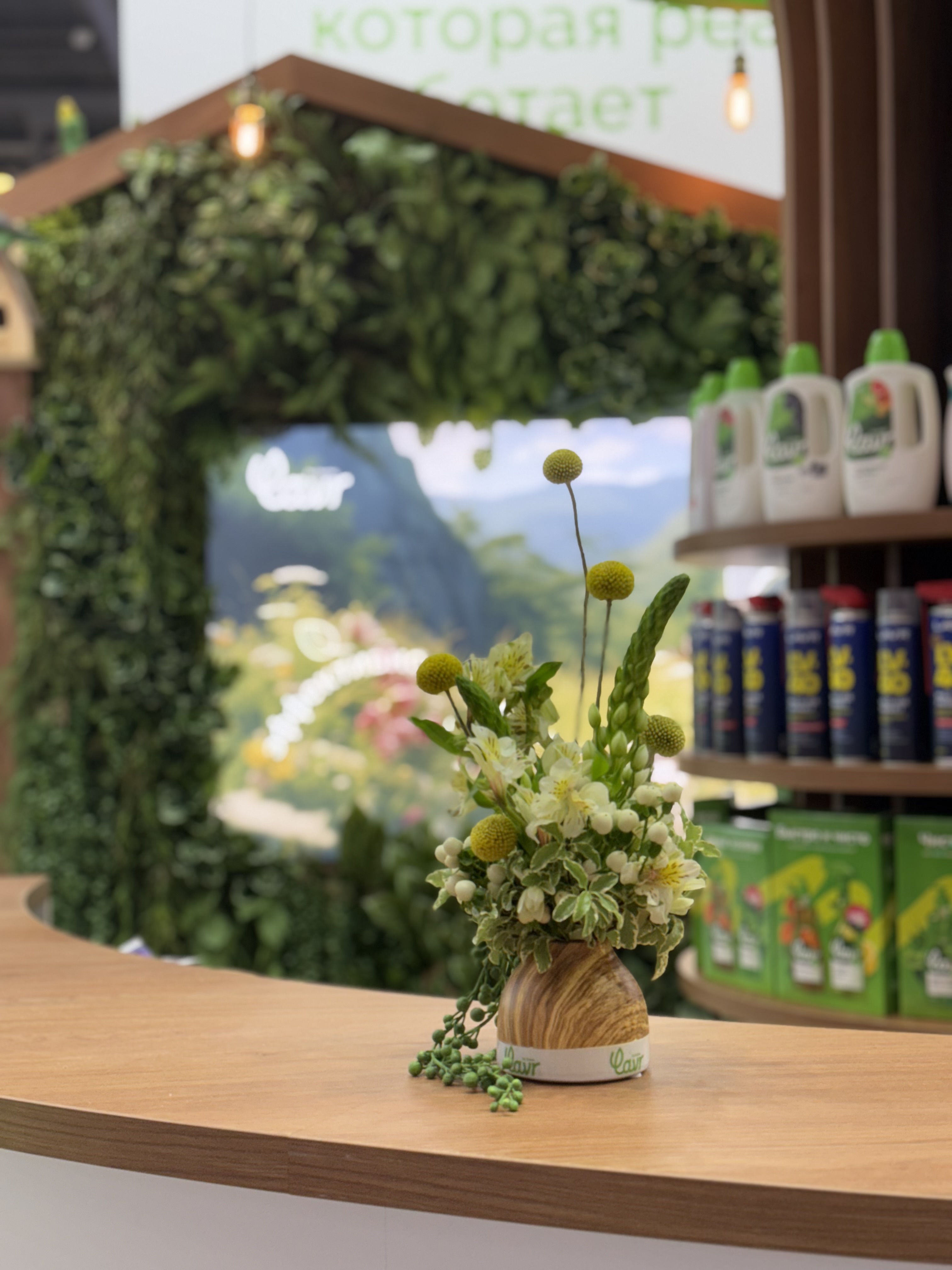 Фотография покупателя товара Ваза Теа, 10×8 см, керамика, белая, коричневая - Фото 3