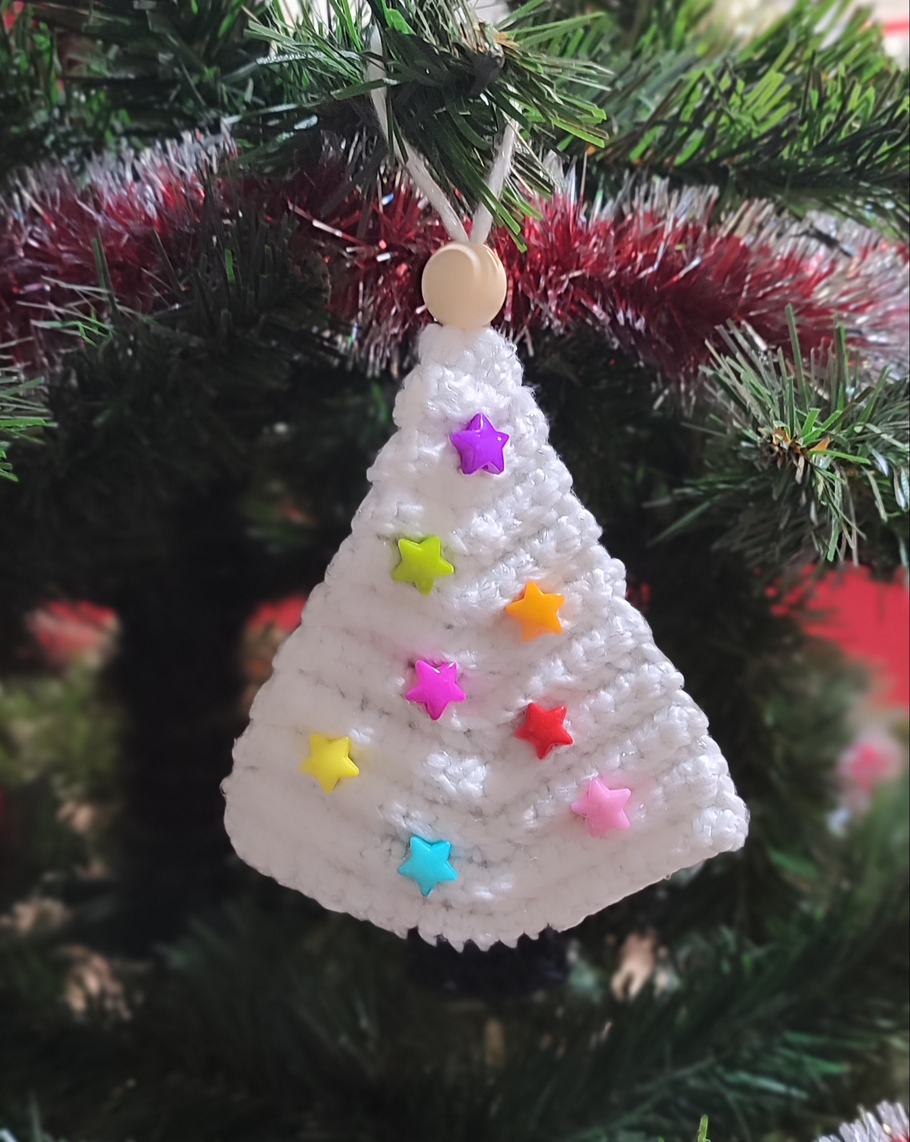 Фотография покупателя товара Набор бусин для рукоделия и плетения «Арт Узор. Звёздочки», цветные 100 шт. 1.1×1.1 см - Фото 1