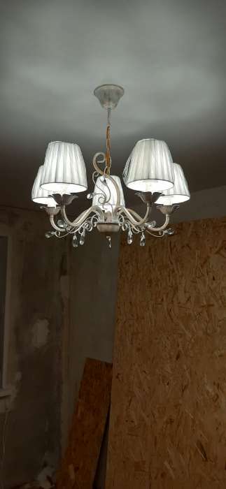 Фотография покупателя товара Люстра «Валенсия» 5×40 Вт E14 белый 58×58×44 см BayerLux - Фото 1