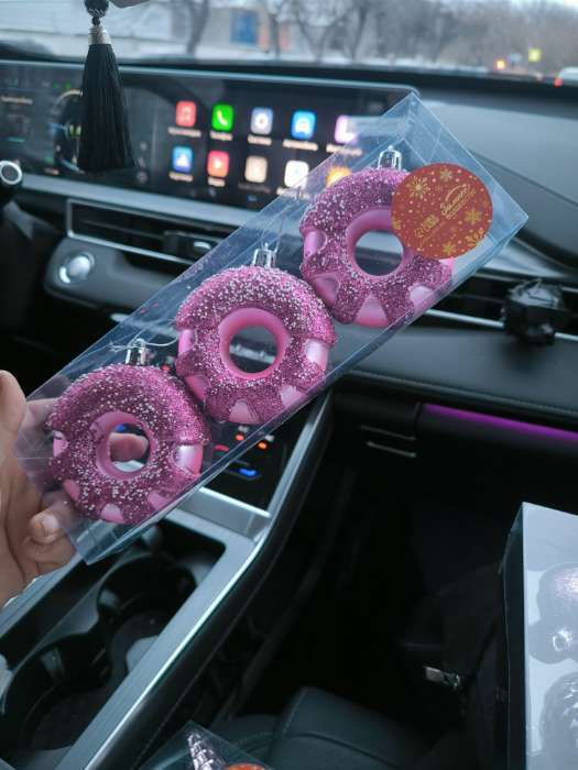 Фотография покупателя товара Ёлочные игрушки 3 шт. «Пончик праздничный» 7×8 см, сиреневый - Фото 4