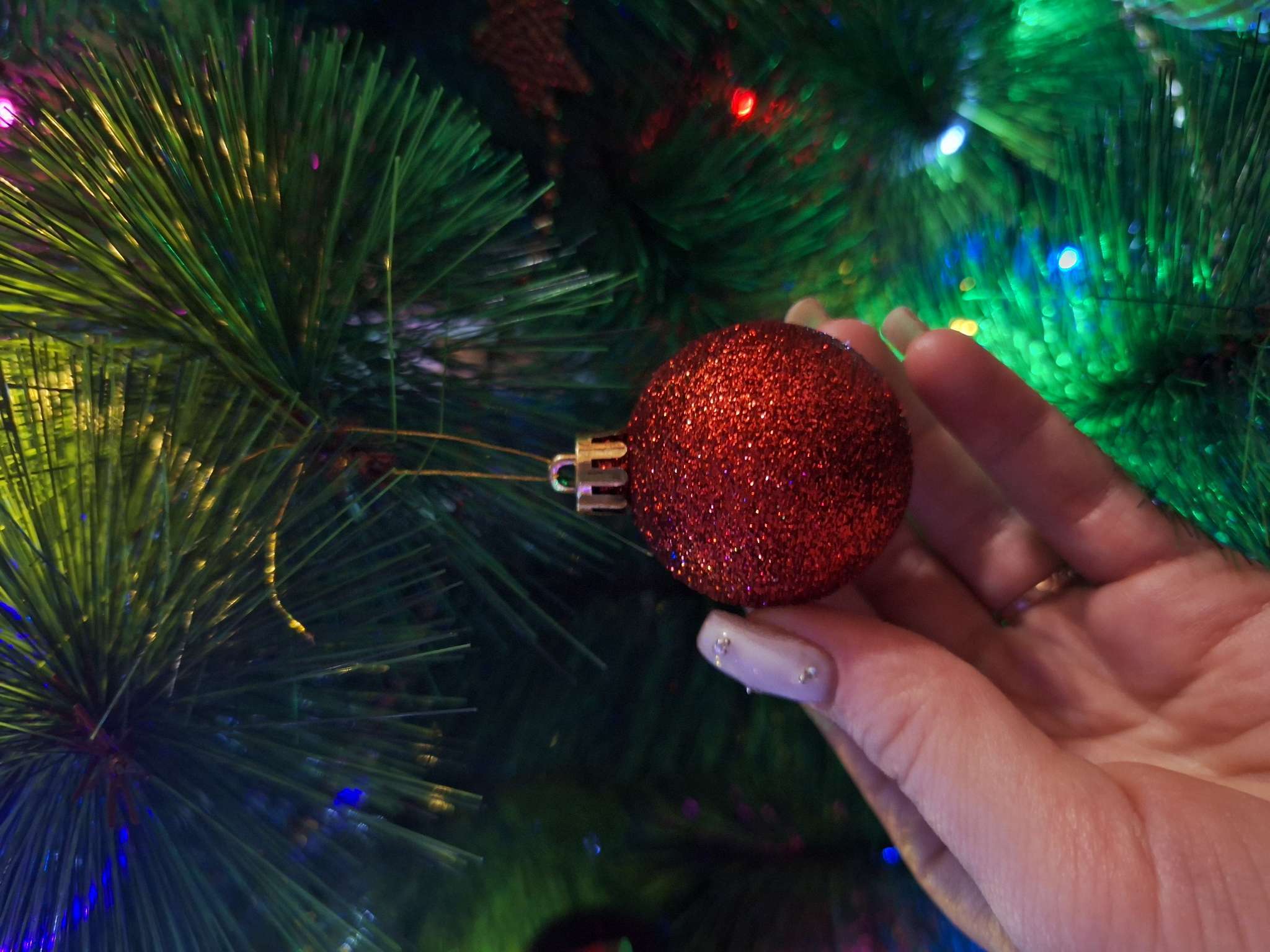 Фотография покупателя товара Ёлочные игрушки «Диско МИКС», шары новогодние, d=4 см, набор 24 шт., красный - Фото 10