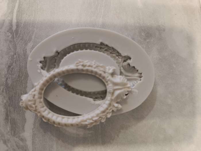 Фотография покупателя товара Молд силиконовый «Рама Греция» 8.2×5.5×1 см - Фото 2