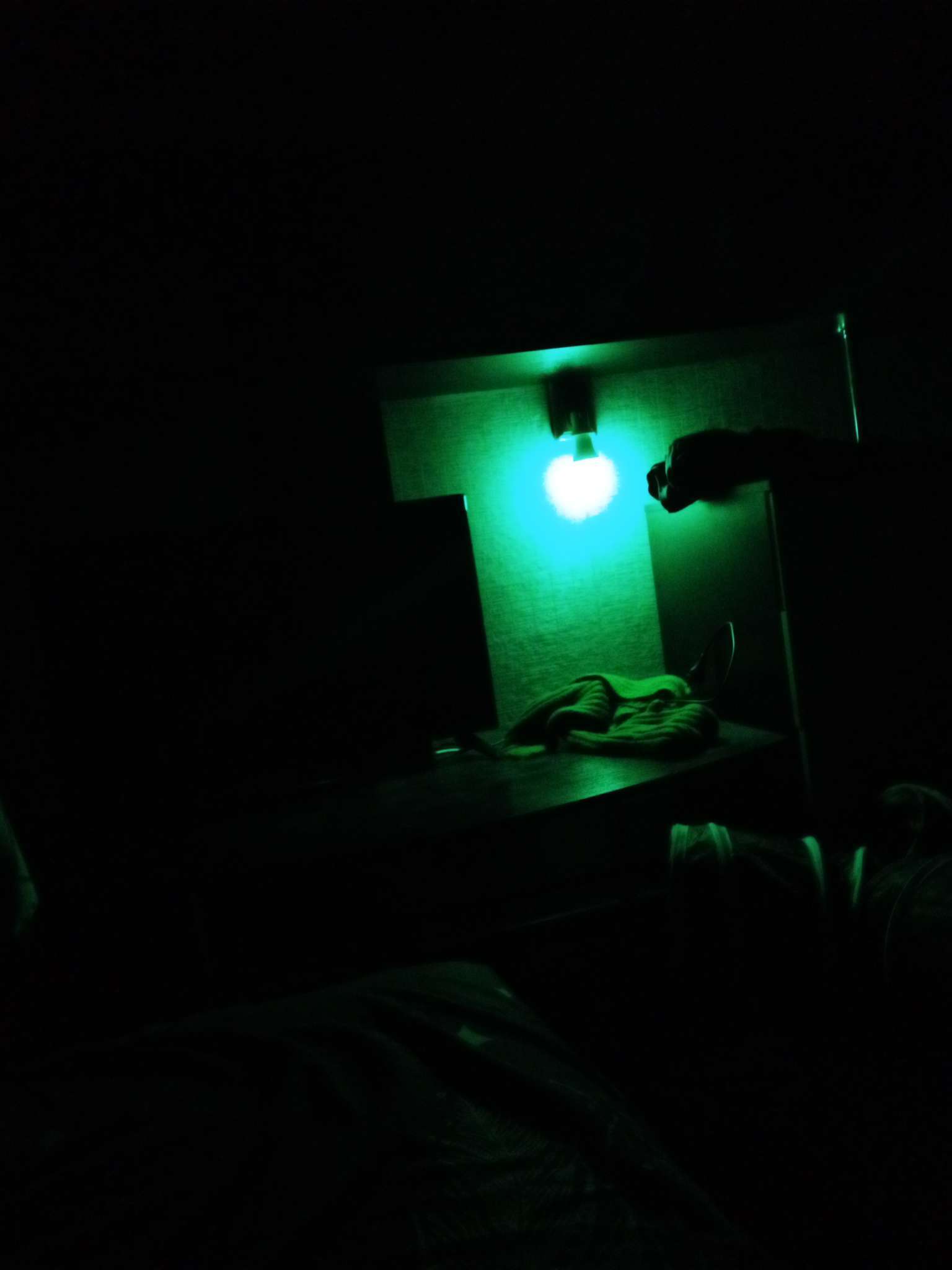 Фотография покупателя товара Лампа светодиодная RGB+W, с пультом , А60, 13 Вт, 1040 Лм, Е27, 220 В - Фото 1
