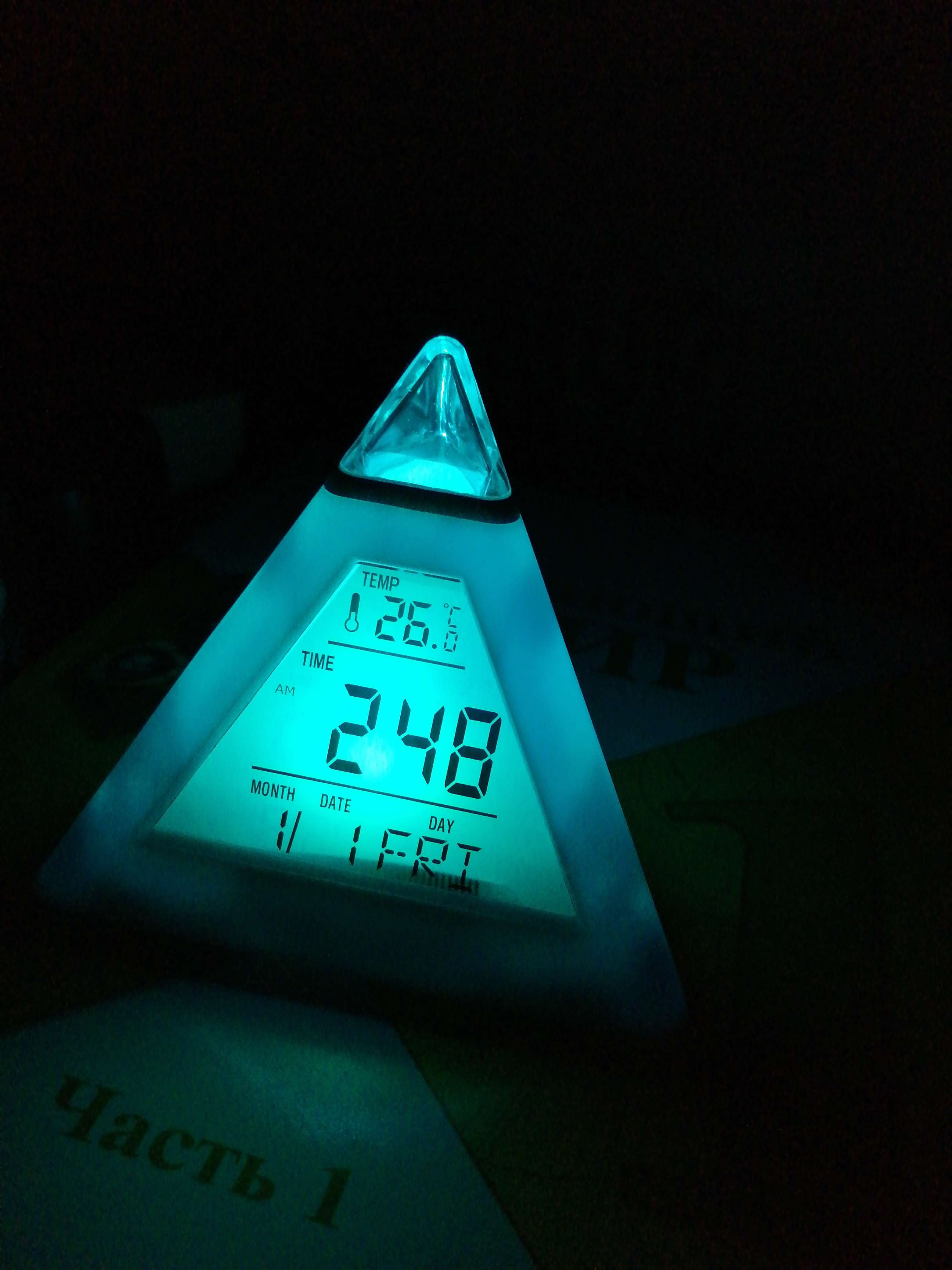 Фотография покупателя товара Будильник Luazon LB-05 "Пирамида", 7 цветов дисплея, термометр, подсветка - Фото 2