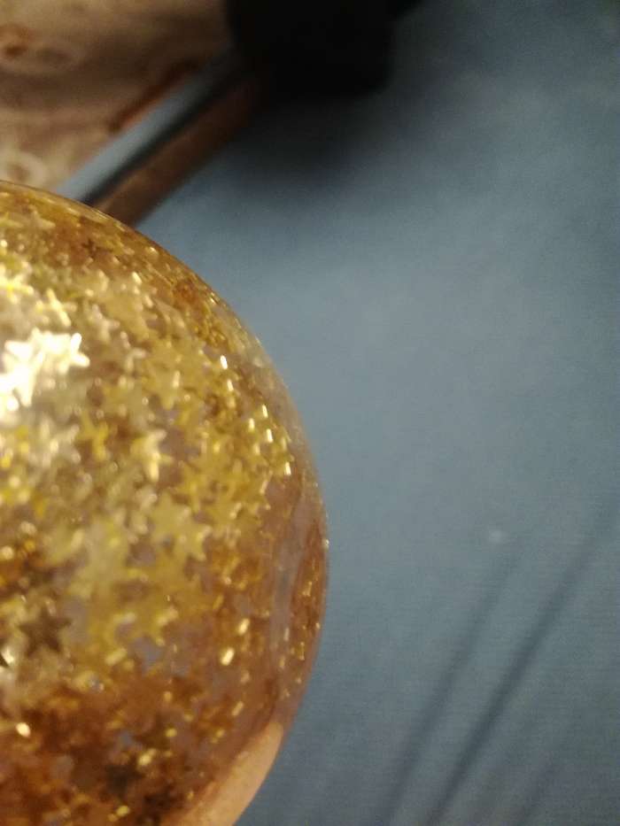 Фотография покупателя товара Набор ёлочных шаров «Звёздочки золотистые» 3 шт., батарейки, 5 LED, свечение тёплое белое - Фото 3