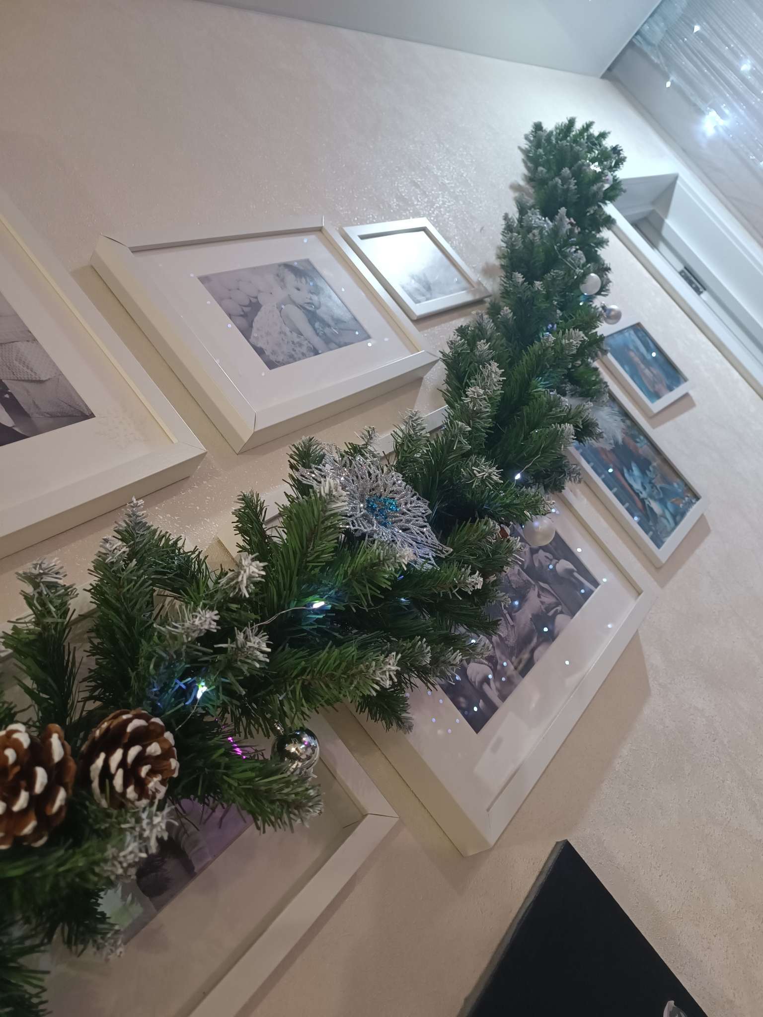 Фотография покупателя товара Гирлянда «Нить» 1 м роса, IP20, серебристая нить, 10 LED, 3 режима, батарейки AG13×3 (в комплекте), свечение мульти - Фото 24