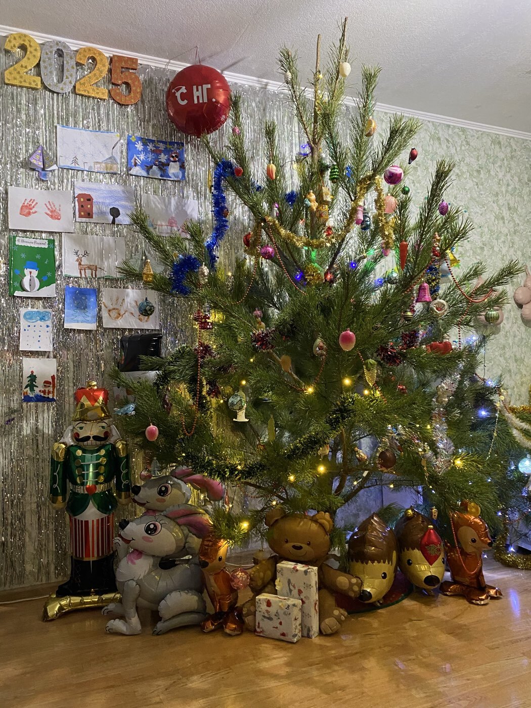 Фотография покупателя товара Воздушный шар фольгированный 18" «С НГ», круг, красный, с подложкой - Фото 1