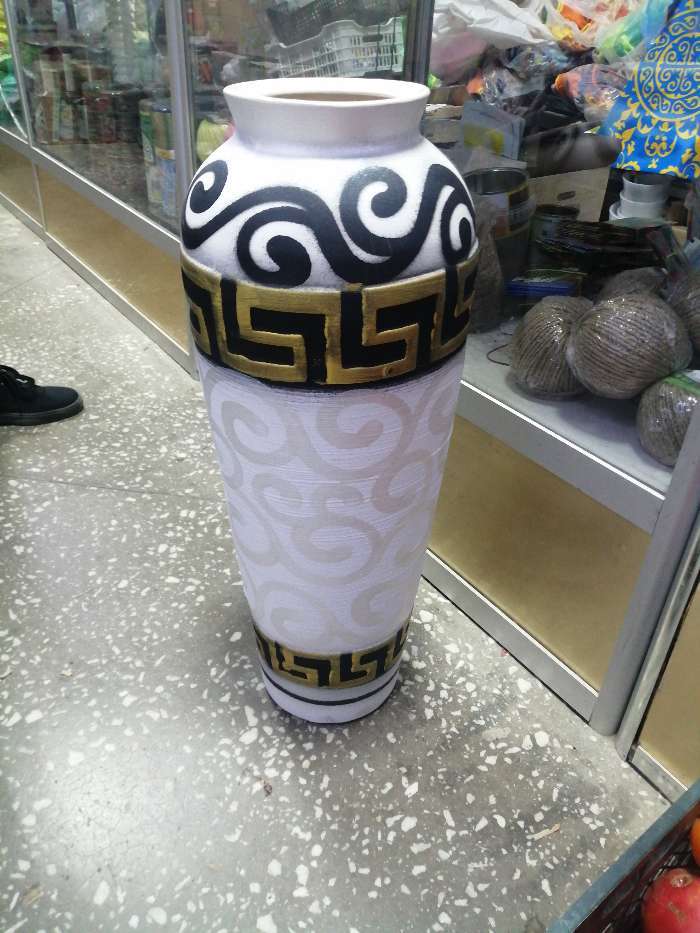 Фотография покупателя товара Ваза керамическая "Арго", напольная, бело-чёрная, 63 см