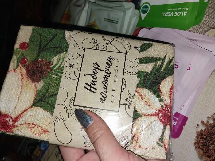 Фотография покупателя товара Набор новогодних полотенец Доляна «Зимние праздники» 28×46 см - 2 штуки, 100% хлопок, вафля 160 г/м² - Фото 1