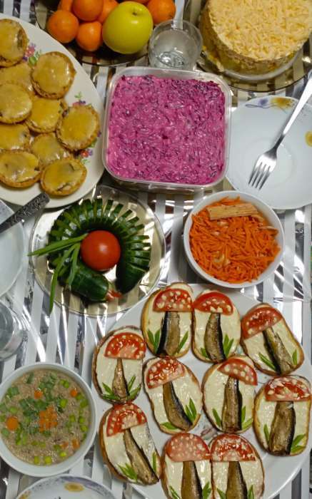 Фотография покупателя товара Скатерть «Полоска», 137х183 см, цвет серебро - Фото 2