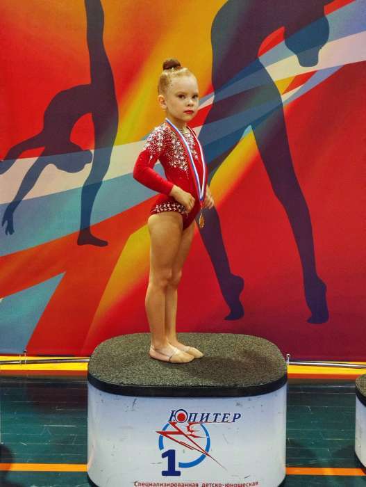 Фотография покупателя товара Стразы пришивные «Лепесток», лодочка, из органического стекла, с голографией, 7×15 мм, 50 шт. - Фото 3