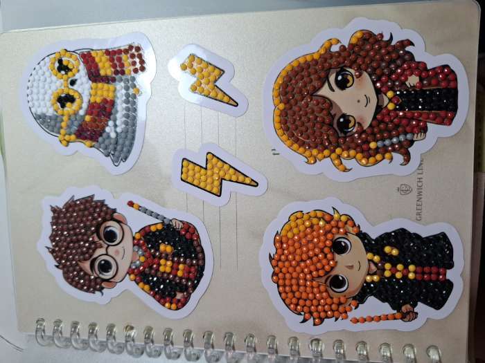 Фотография покупателя товара Алмазная мозаика-стикер с частичным заполнением для детей «Юные волшебники», набор для творчества - Фото 1