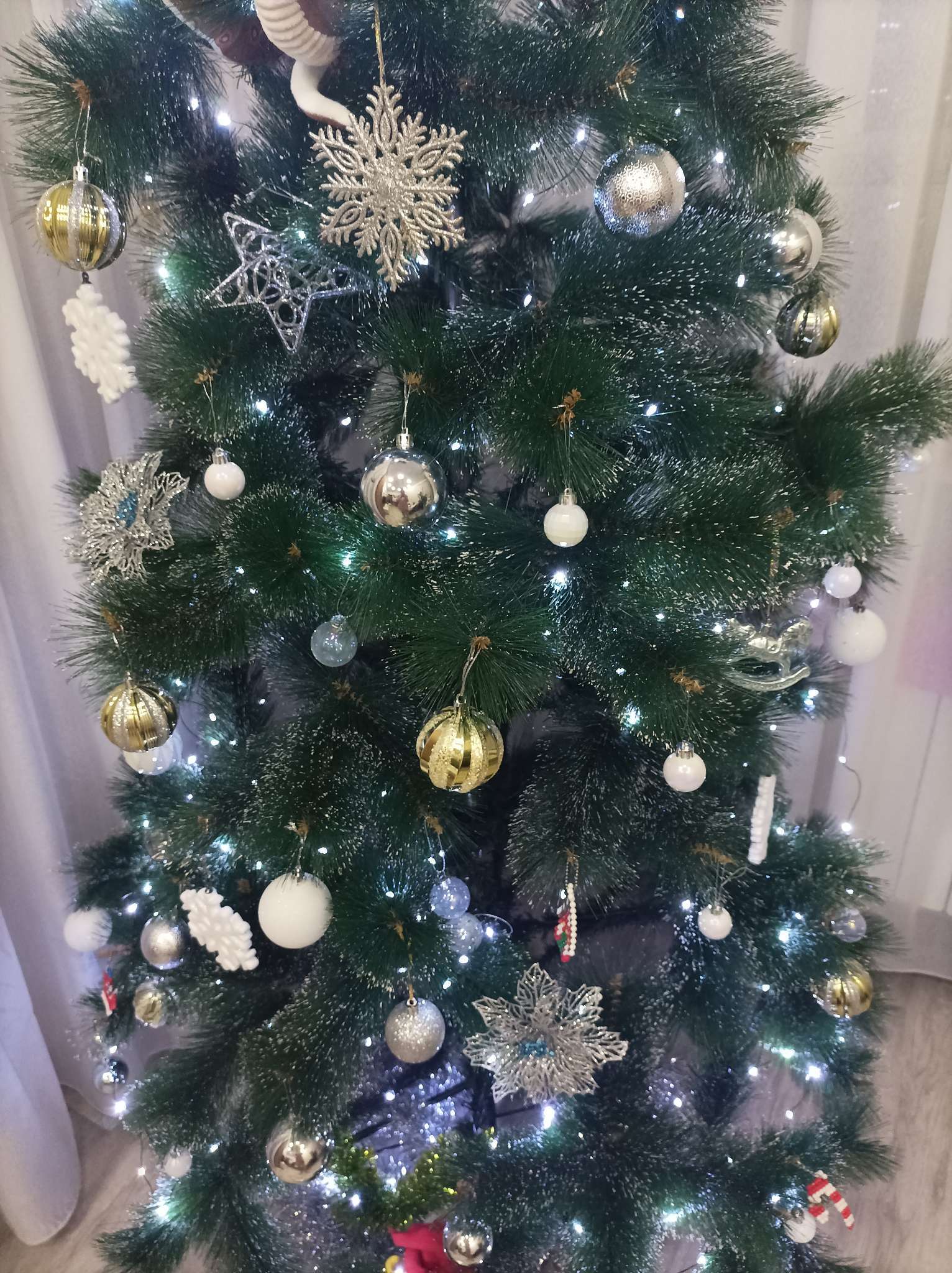 Фотография покупателя товара Ёлочные игрушки «Перл», шары новогодние, d=3 см, набор 16 шт., белый - Фото 4