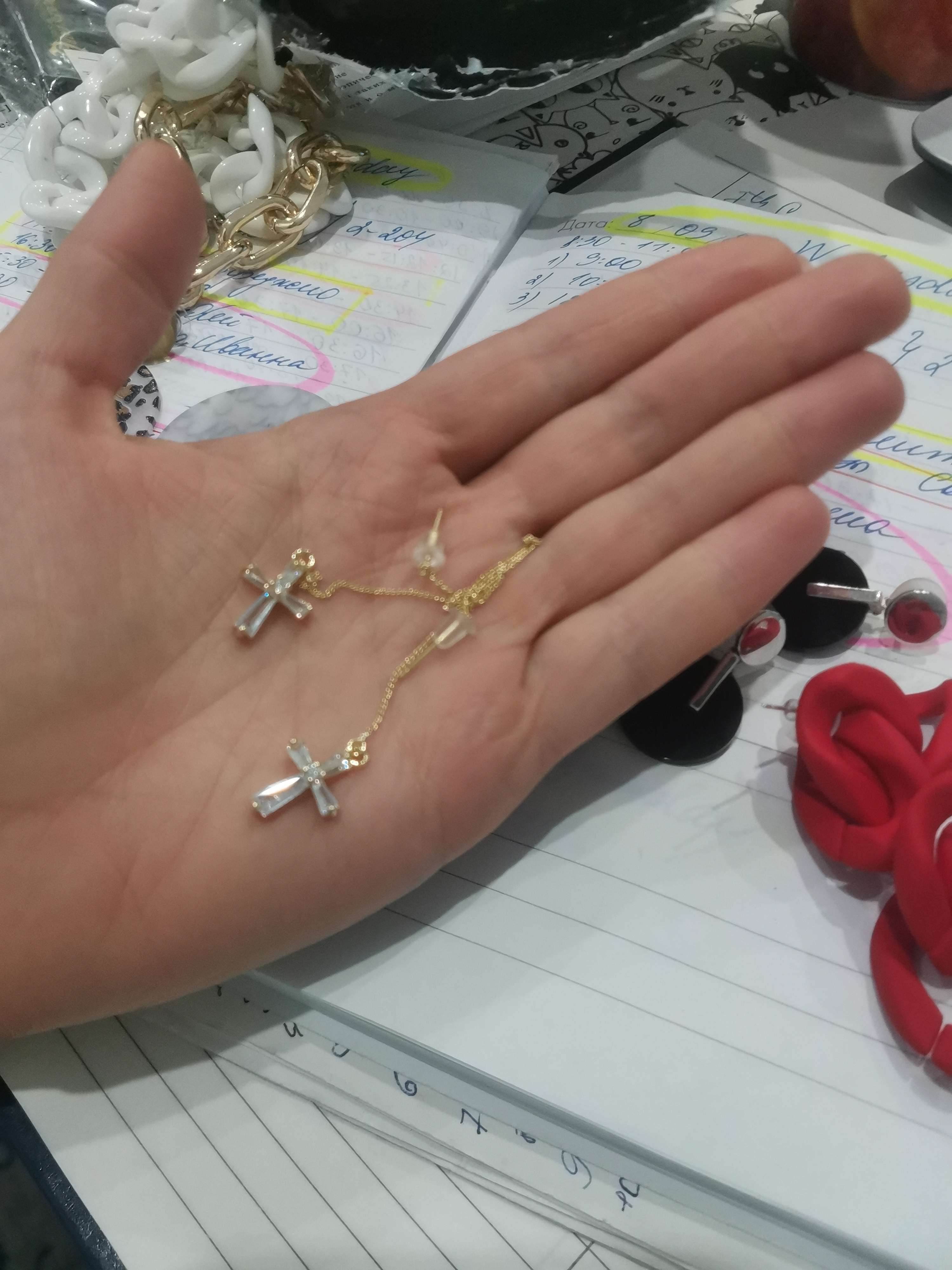 Фотография покупателя товара Серьги висячие со стразами «Крестик» на цепочке, цвет белый в золоте, 10,3 см - Фото 1