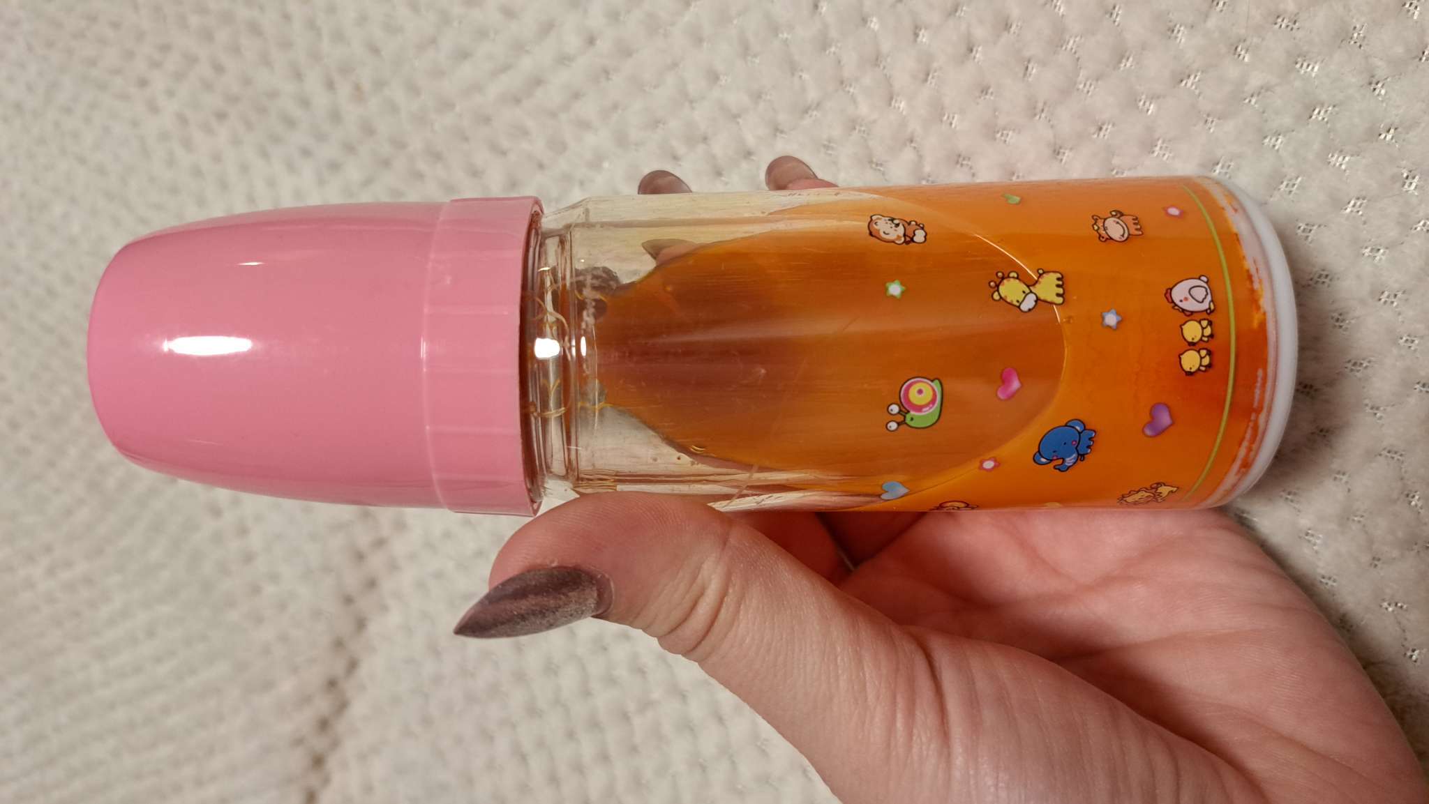 Фотография покупателя товара УЦЕНКА Набор аксессуаров для пупса: бутылочка, пустышка, (некачественная жидкость в бутылочке) - Фото 1