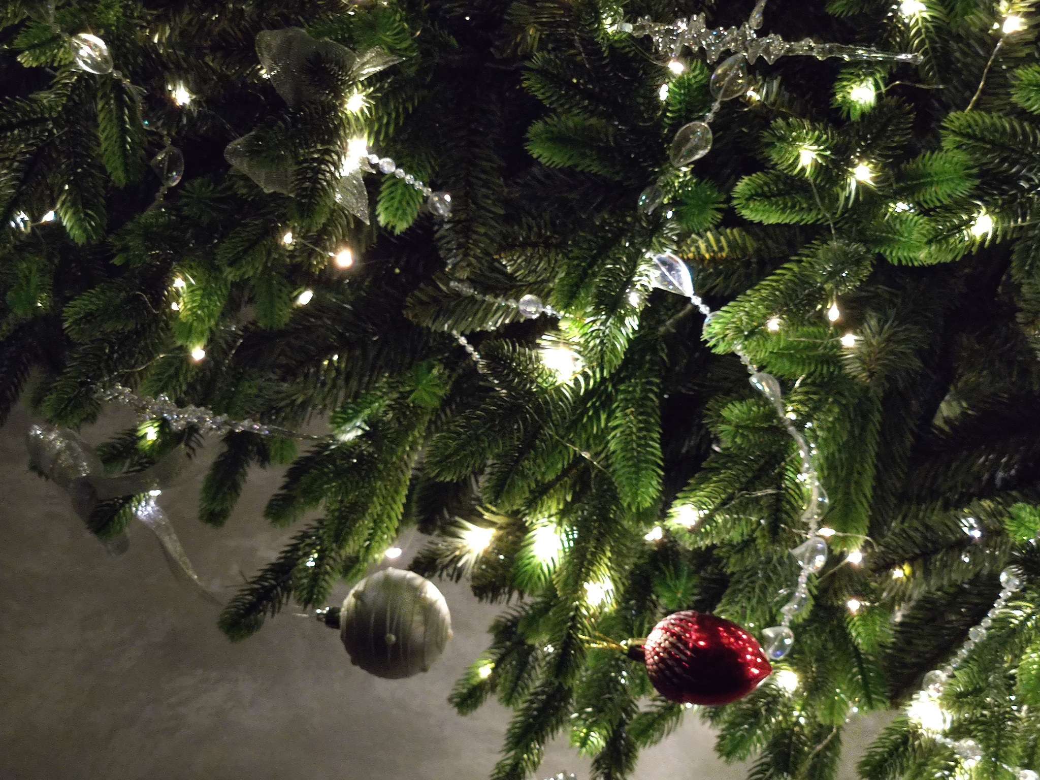 Фотография покупателя товара Ёлочные игрушки «Жемчужный орион», шары новогодние, d=6 см, набор 8 шт., золотистый - Фото 1