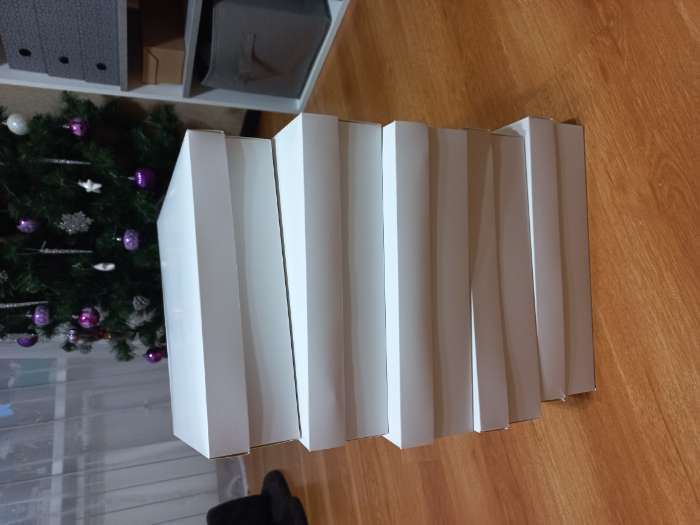 Фотография покупателя товара Коробка подарочная складная, упаковка, крышка-дно, белая, 30×30×8 см - Фото 2