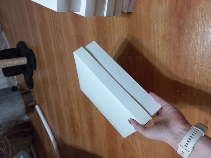 Фотография покупателя товара Коробка подарочная складная, упаковка, крышка-дно, белая, 30×30×8 см - Фото 1