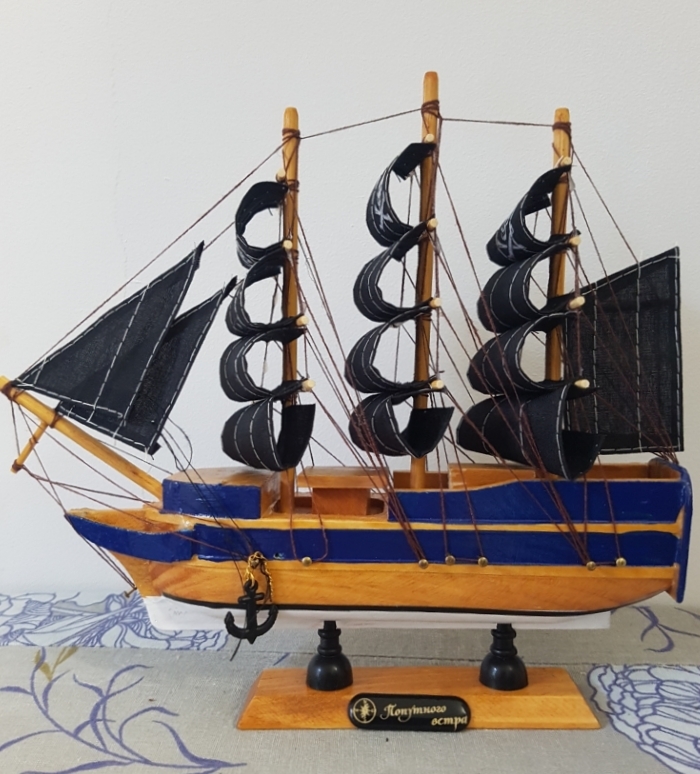 Фотография покупателя товара Корабль сувенирный малый «Олифант», 24×24×4 см - Фото 4
