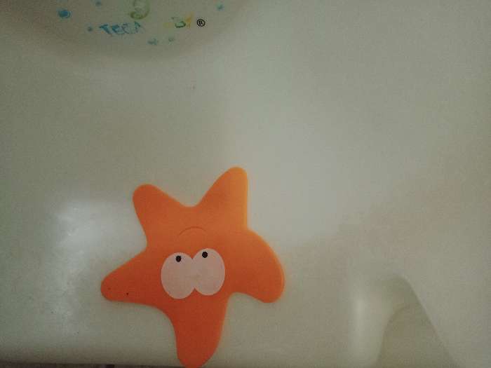 Фотография покупателя товара Набор мини-ковриков для ванны на присосках«Звёзда», 12×13 см, 4 шт, цвет МИКС - Фото 1