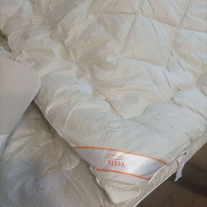 Фотография покупателя товара Одеяло зимнее 140х205 см, шерсть мериноса, ткань глосс-сатин, п/э 100%