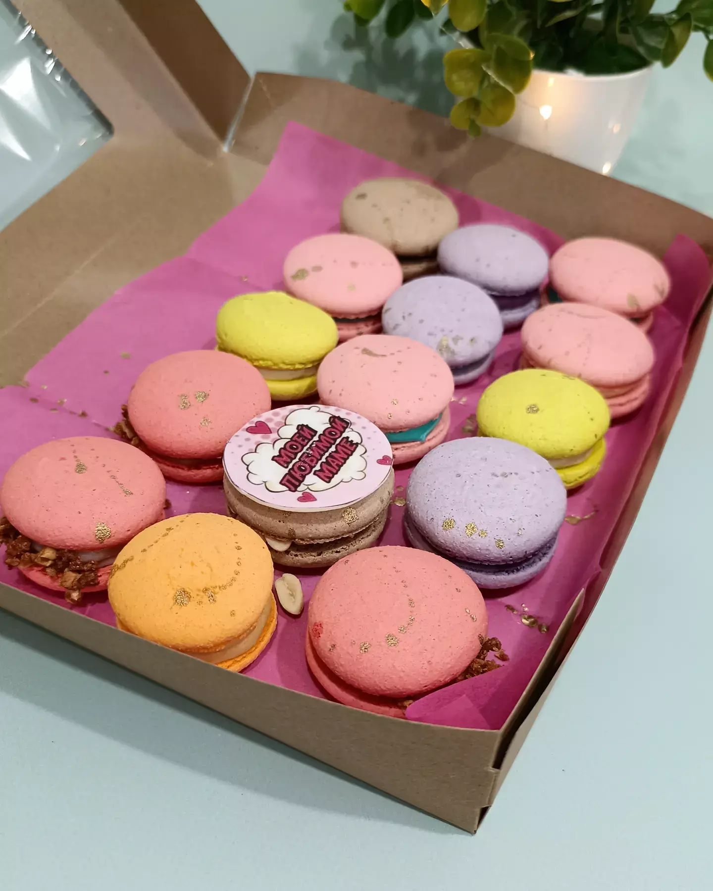 Фотография покупателя товара Коробка складная, с окном крафт, 20×20×4 см - Фото 19