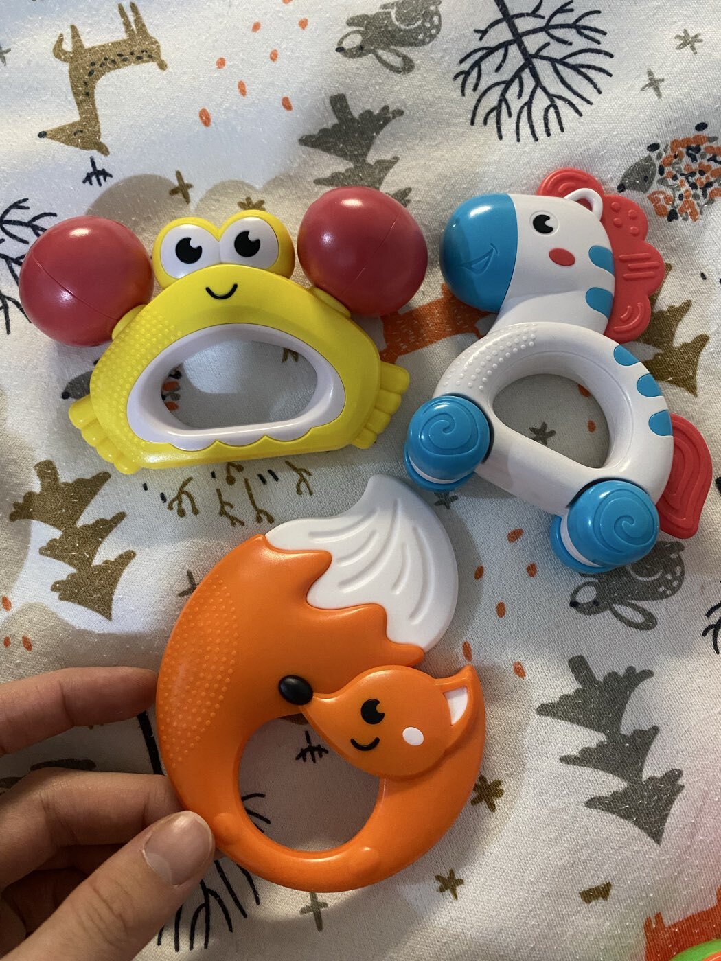 Фотография покупателя товара Погремушки с прорезывателями для зубов «Зверята», набор 3 шт. - Фото 1