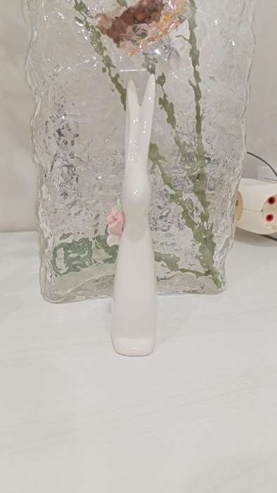 Фотография покупателя товара Фигурка керамика «Зайчик белый с цветочками», 6×2.8×15 см - Фото 1