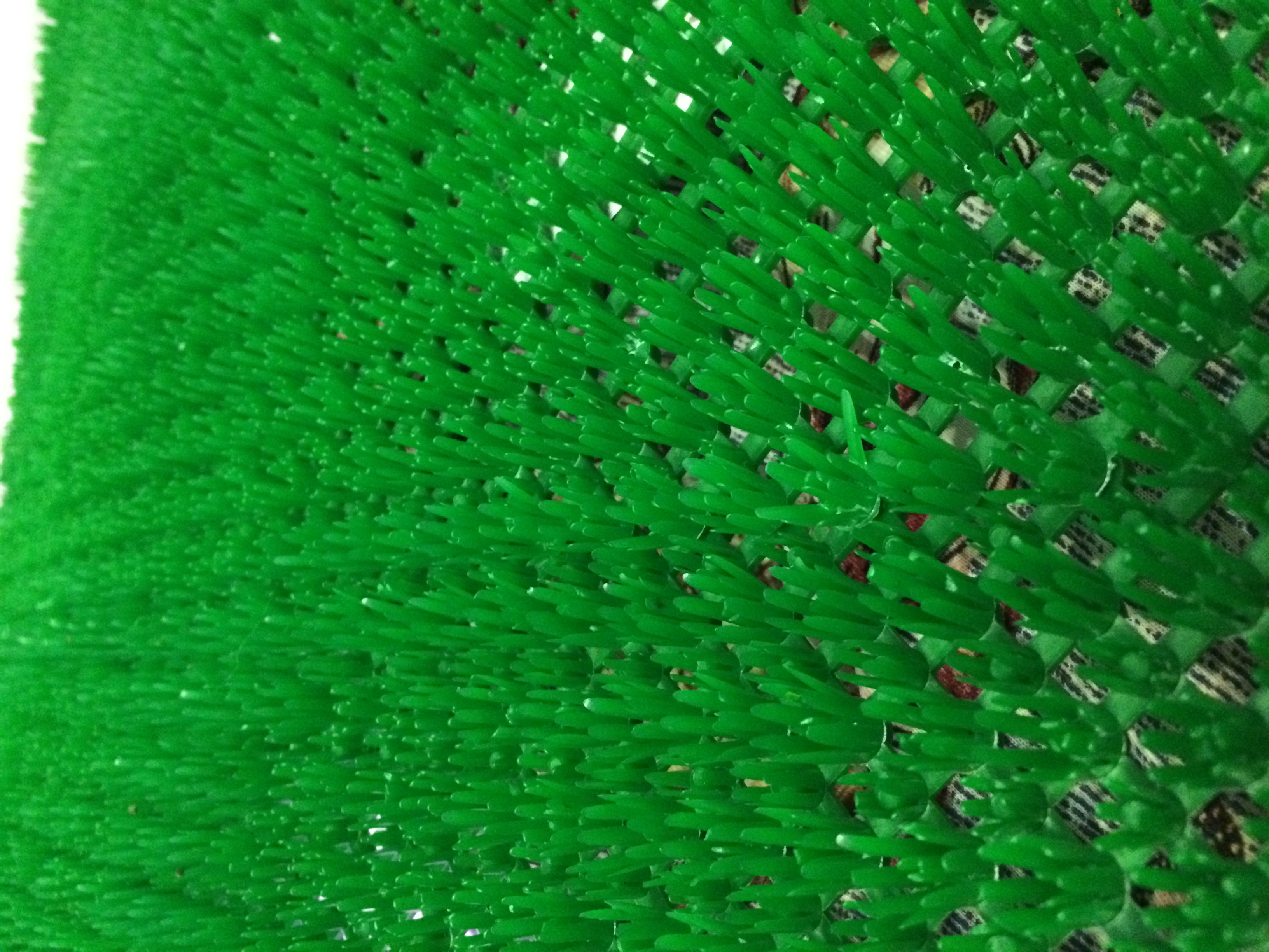 Фотография покупателя товара Покрытие ковровое щетинистое без основы «Травка», 40×53 см, чёрно-коричневый - Фото 1