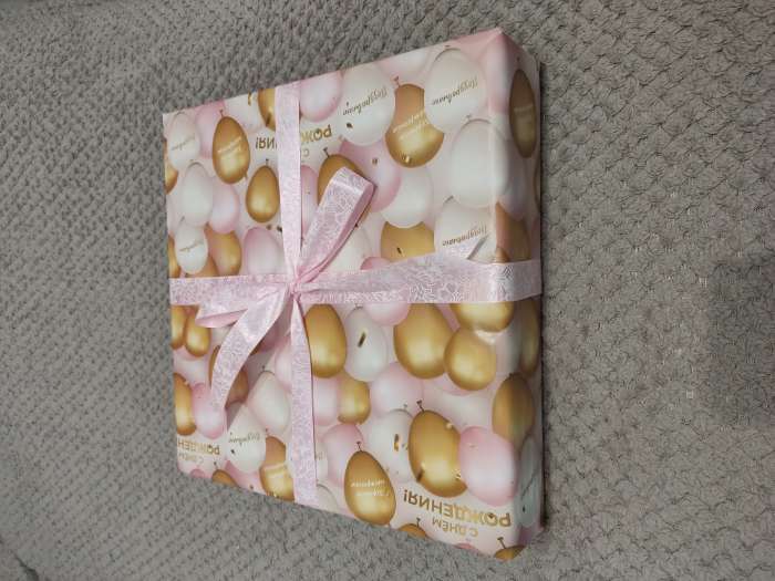 Фотография покупателя товара Бумага упаковочная «С Днём рождения», глянец, 70×100 см, 1 лист - Фото 1