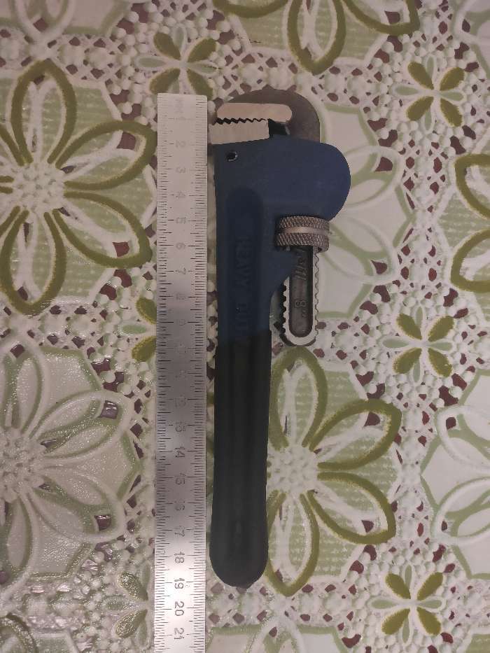 Фотография покупателя товара Ключ трубный ТУНДРА, тип "Stillson", раскрытие до 30 мм, 200 мм - Фото 2