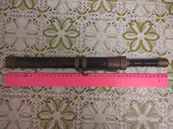 Фотография покупателя товара Сувенирный меч, прямой с резьбой по лезвию, ножны пустыня, 3 вставки металл, 40см