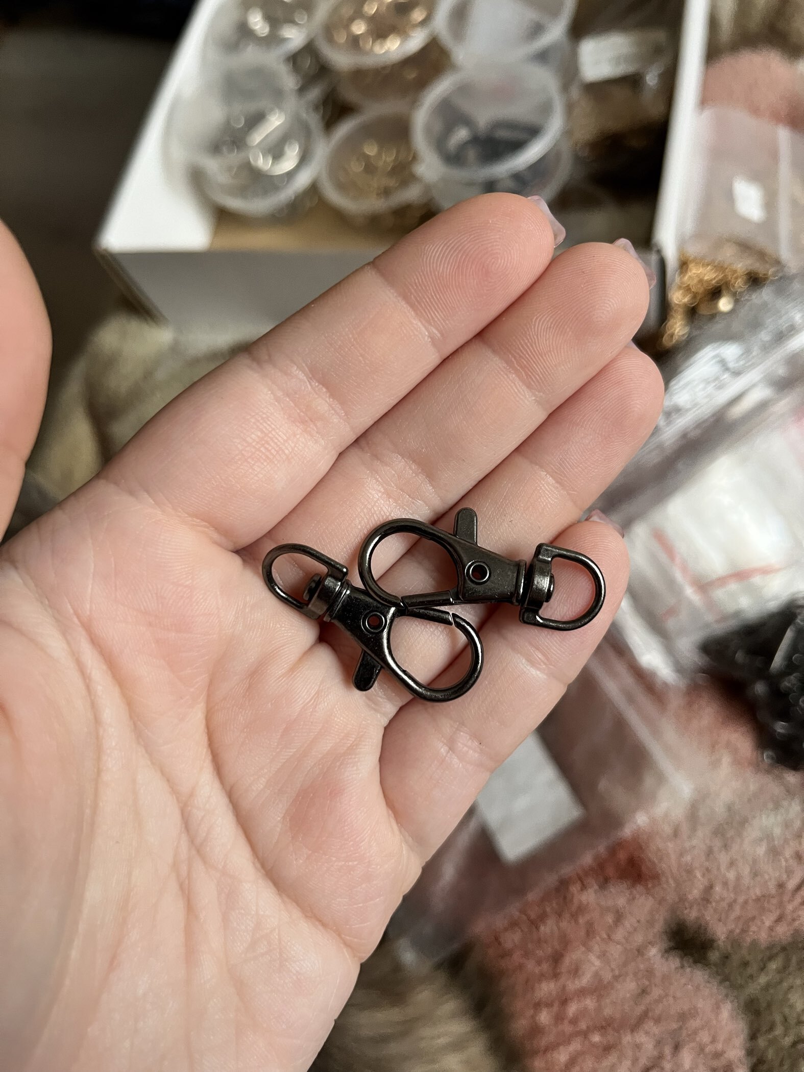 Фотография покупателя товара Карабин металлический, 35×15 мм / 9×1.5 мм, 10 шт., чёрный - Фото 2