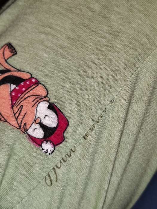 Фотография покупателя товара Пижама новогодняя женская (футболка, брюки) «Пингвин в шарфе», белая, зелёная, размер 52 - Фото 2