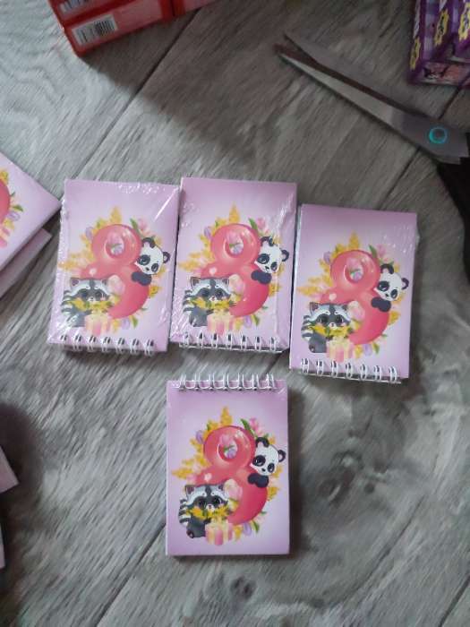 Фотография покупателя товара Блокноты в мягкой обложке А7, 32 л. на гребне «Самая милая. 8 марта» - Фото 11