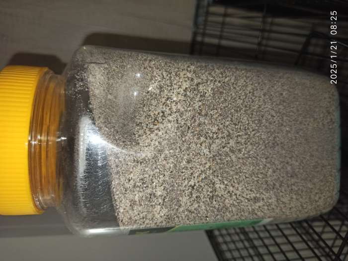 Фотография покупателя товара Песок для шиншилл «Пижон» в банке, 2.35 кг - Фото 2