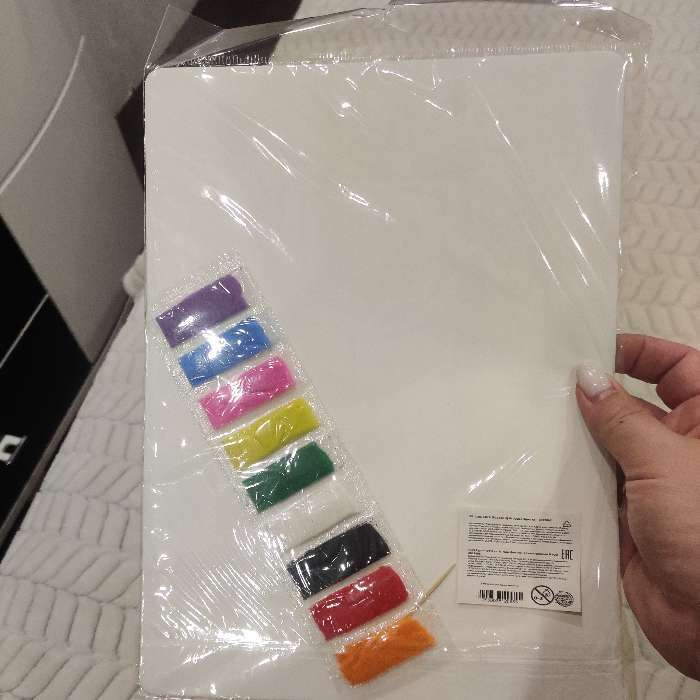 Фотография покупателя товара Фреска с цветным основанием «Трансформер» 9 цветов песка по 2 г