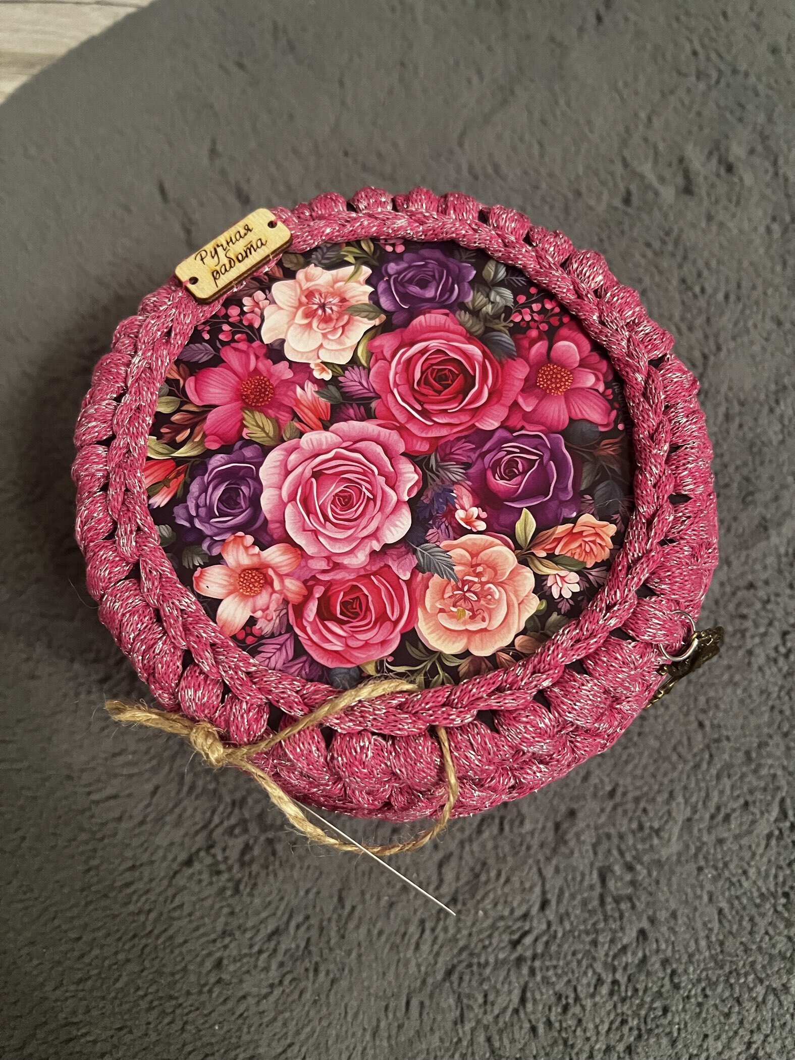 Фотография покупателя товара Трикотажная пряжа "Риббон" с люрексом 85м/170±5 гр (Кофе, люрекс: Серебро) - Фото 8