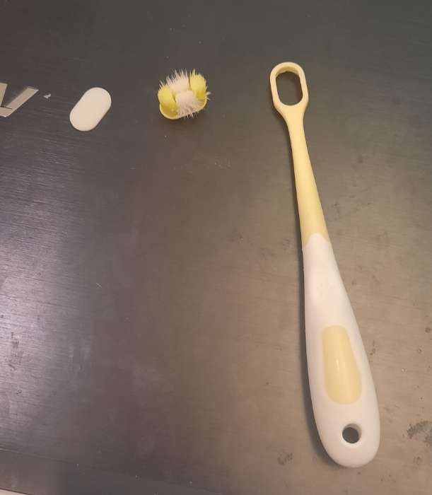 Фотография покупателя товара Зубная щётка, детская, 2-9 лет, 10 000 щетинок, ультрамягкая, жёлтая - Фото 11